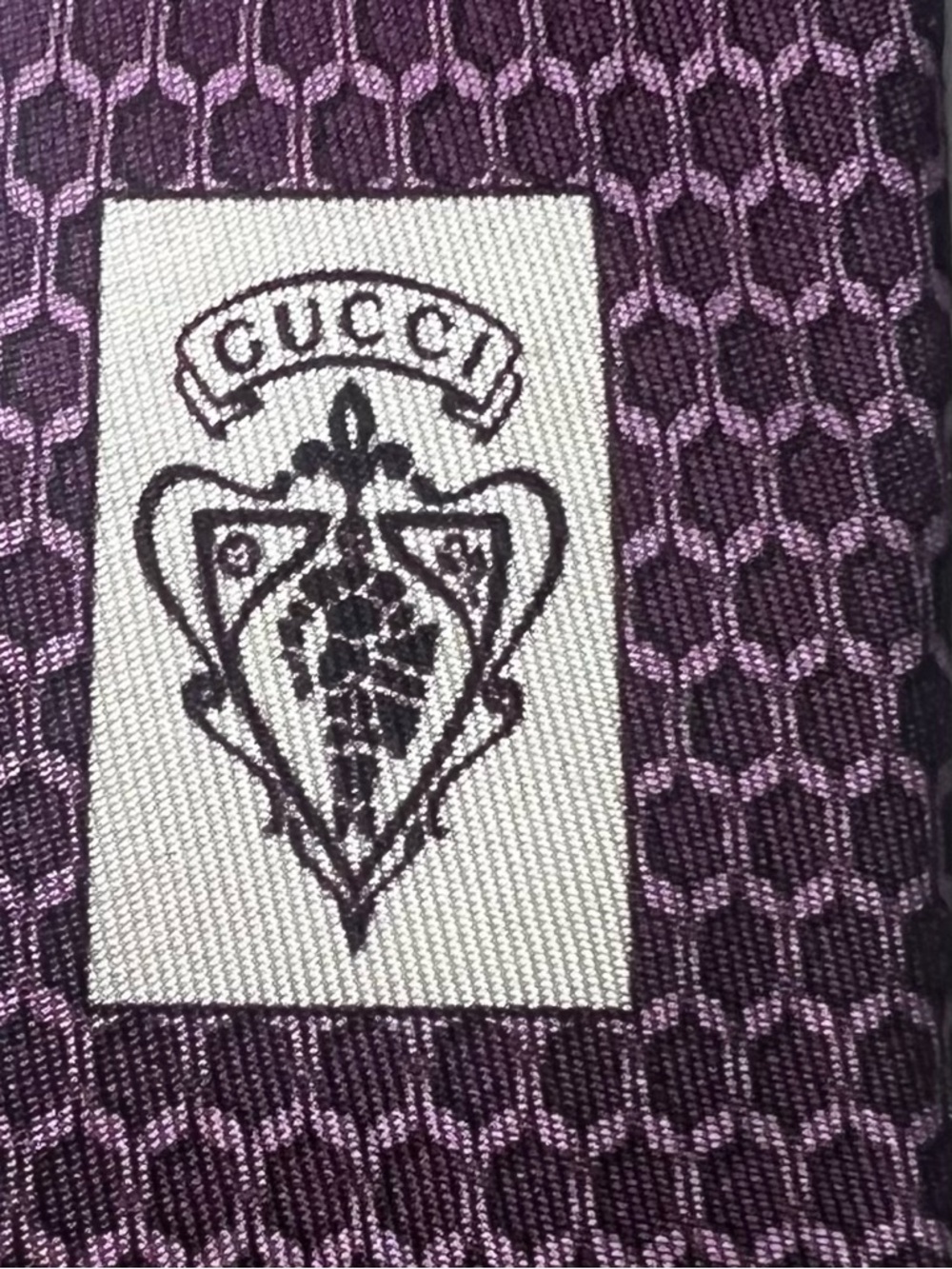GUCCI Authentic 100% Silk Luxury Designer Necktie Purple Geometric Hand Sewn Tie - Picture 5 of 12